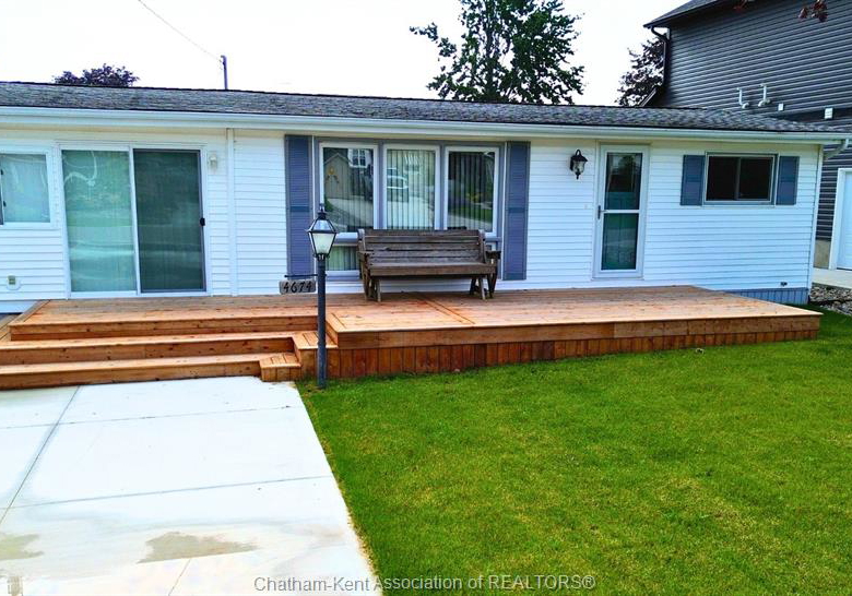 4674-riverside-drive-port-lambton-ontario-26006181