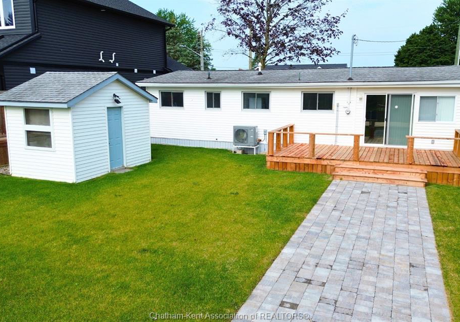 4674-riverside-drive-port-lambton-ontario-26006181