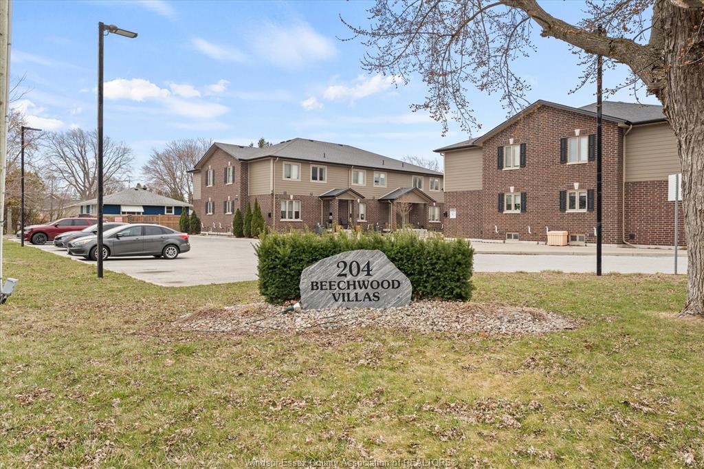 204-beechwood-lakeshore-ontario-26006201