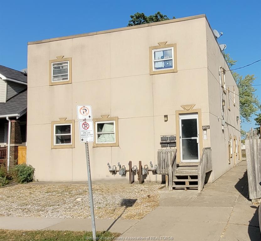1570-lillian-windsor-ontario-26006229