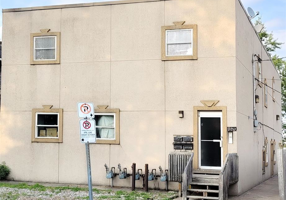 1570-lillian-windsor-ontario-26006229