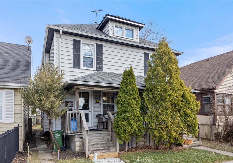 1068-st-luke-windsor-ontario-26006284