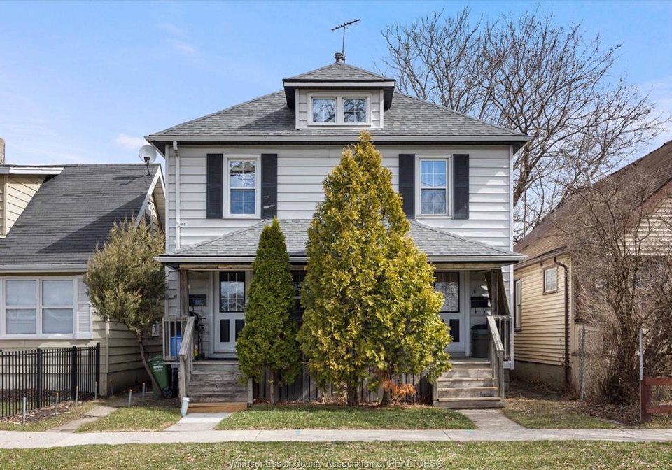 1070-st-luke-windsor-ontario-26006288