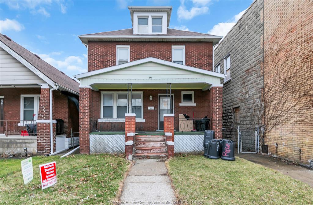 69-shepherd-windsor-ontario-26006355