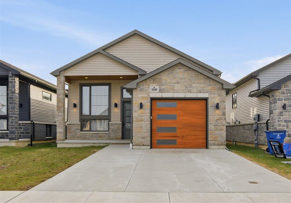 106-ironwood-trail-chatham-ontario-26006371