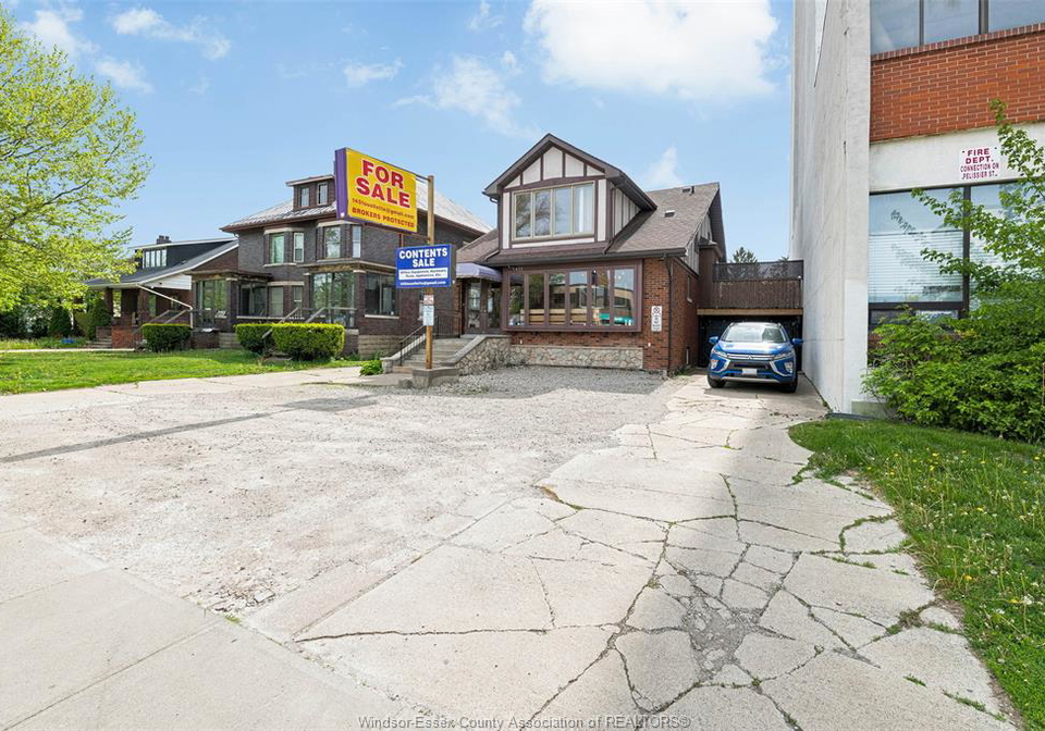 1451-ouellette-avenue-windsor-ontario-26006425