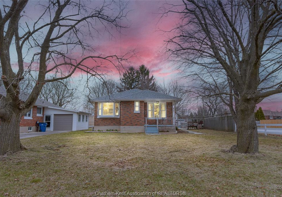 107-sussex-street-chatham-ontario-26006453