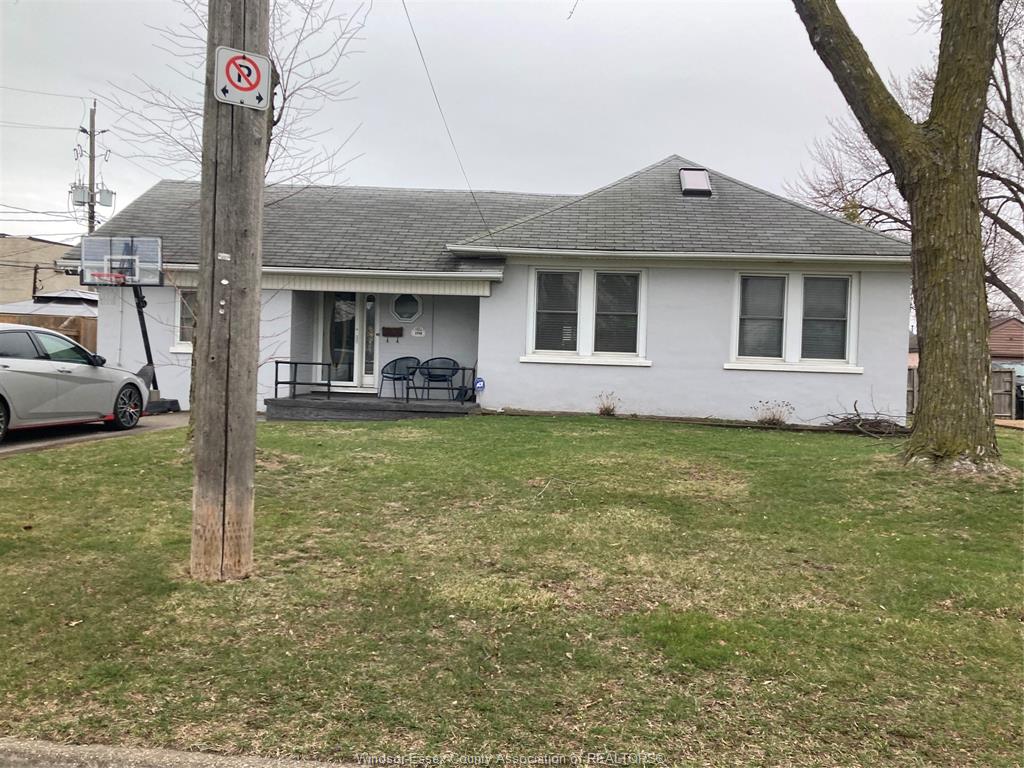 2348-arthur-windsor-ontario-26006474