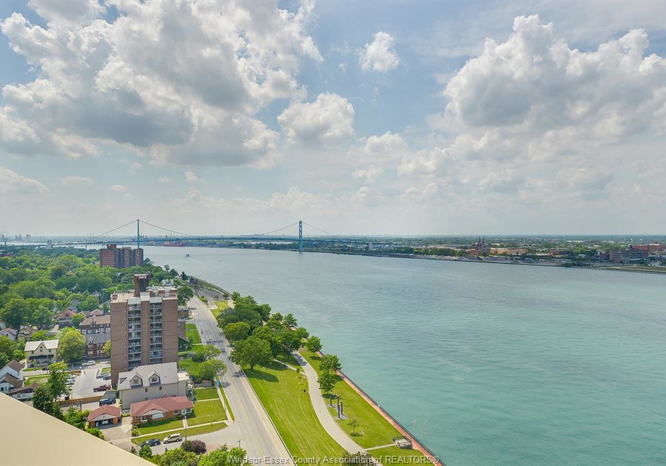 1225-riverside-windsor-ontario-26006476