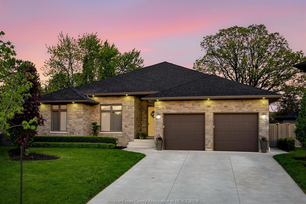 266-xavier-circle-lakeshore-ontario-26006523