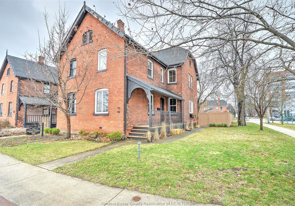 715-walker-road-windsor-ontario-26006552