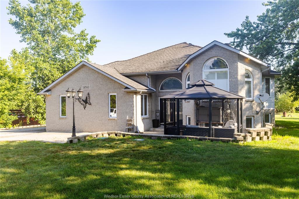 8510-baseline-road-windsor-ontario-26006582