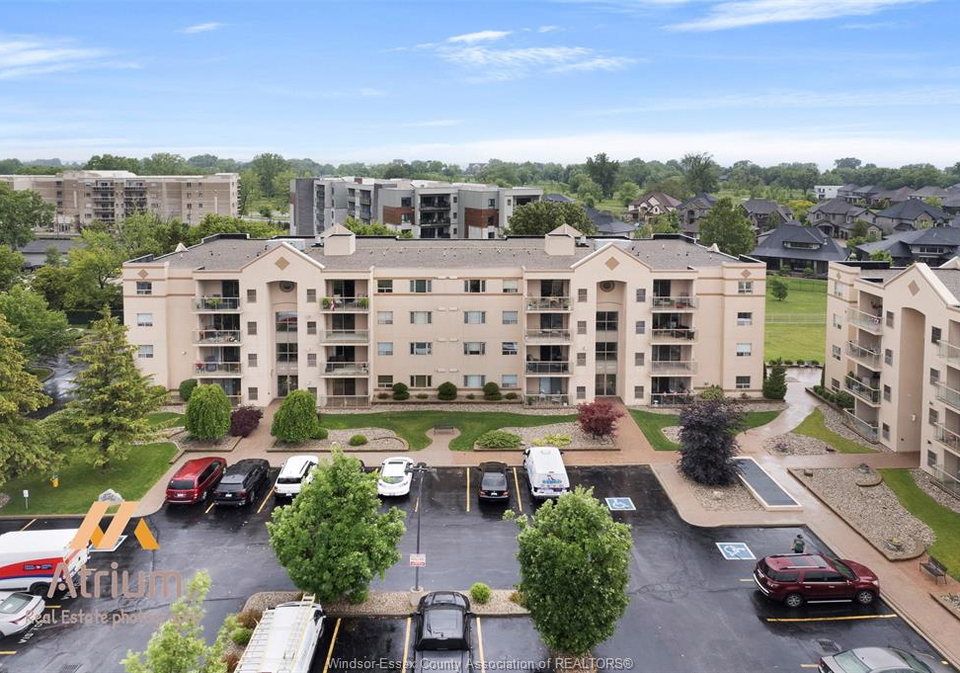 310-village-grove-drive-tecumseh-ontario-26006667