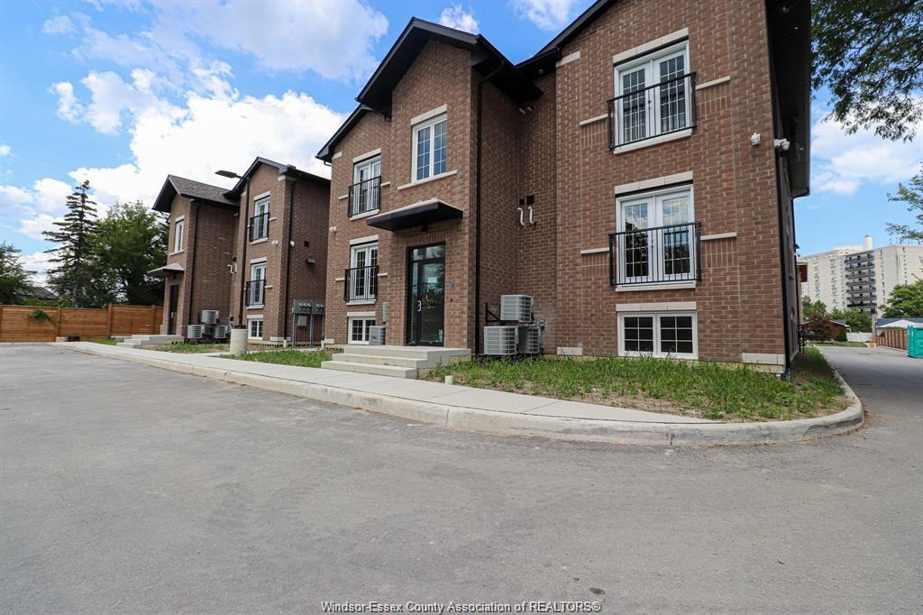 233-watson-windsor-ontario-26006708