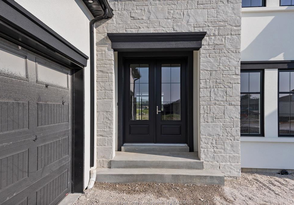 1229-campana-crescent-lakeshore-ontario-26006783