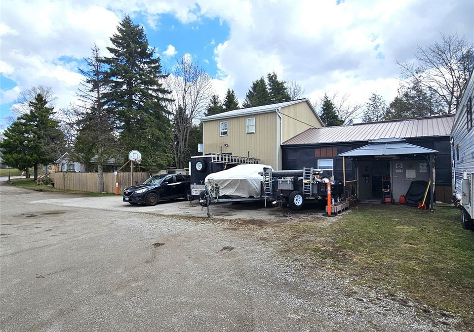 144-whiting-street-ingersoll-ontario-26006849