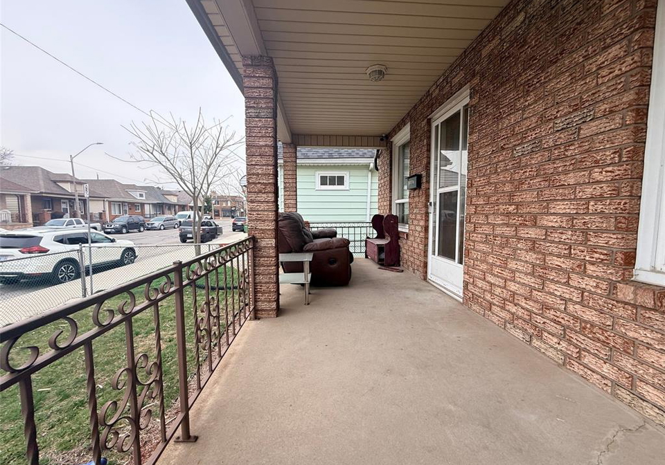 1378-erie-street-east-windsor-ontario-26006862