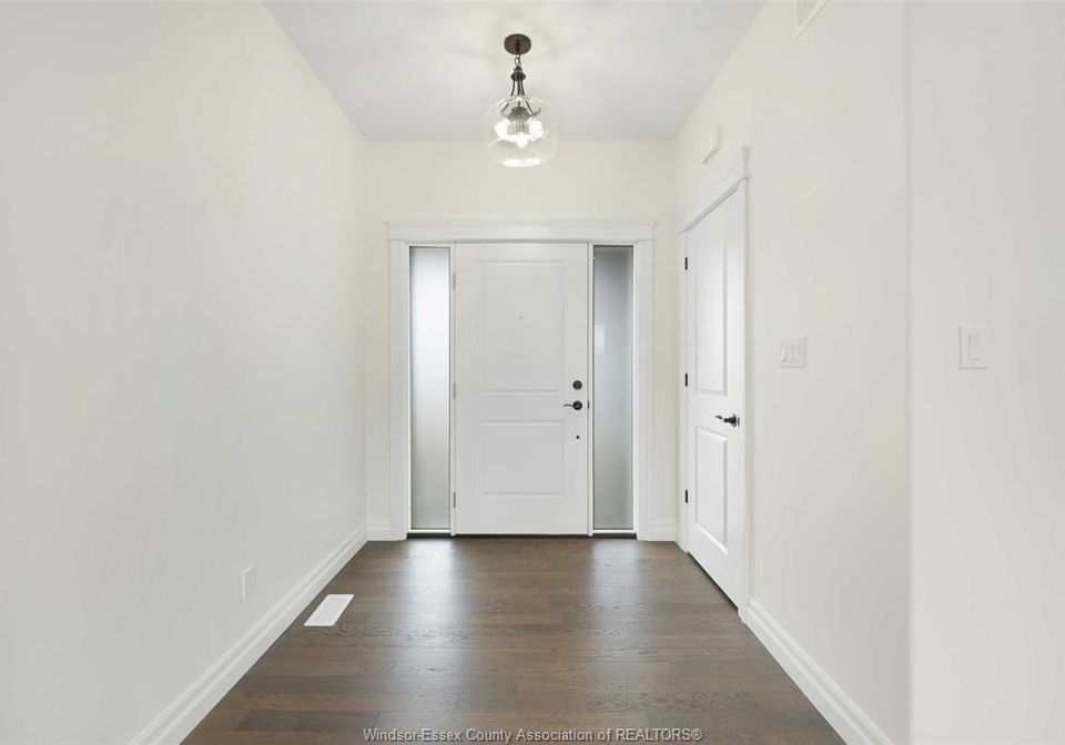 49-graf-street-harrow-ontario-26006866