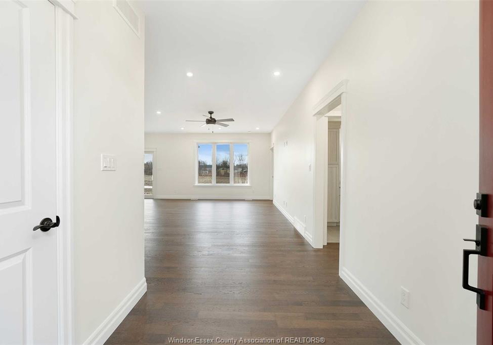 49-graf-street-harrow-ontario-26006866