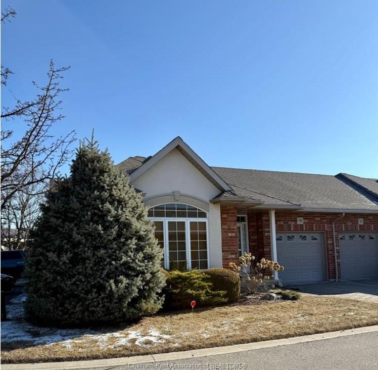 15-oakgrove-lane-chatham-ontario-26006879