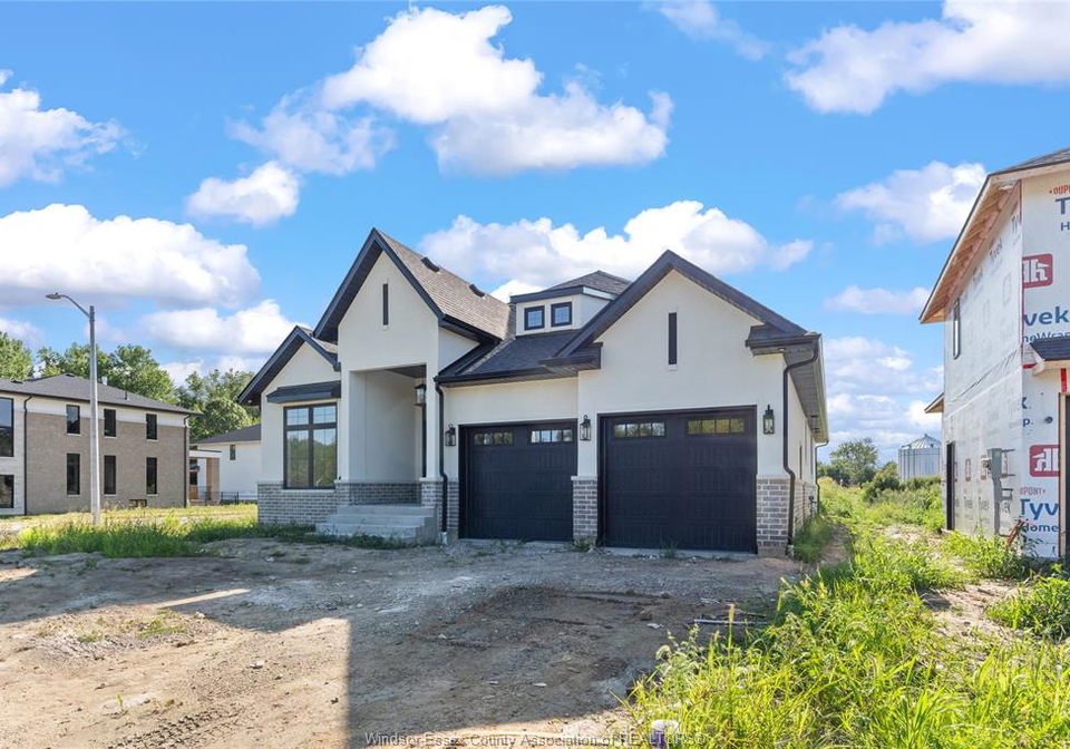 3495-oke-lasalle-ontario-26006899