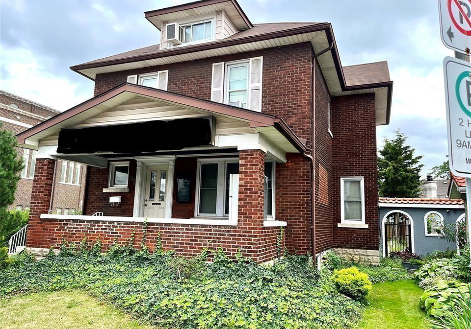 95-giles-boulevard-east-windsor-ontario-26006929