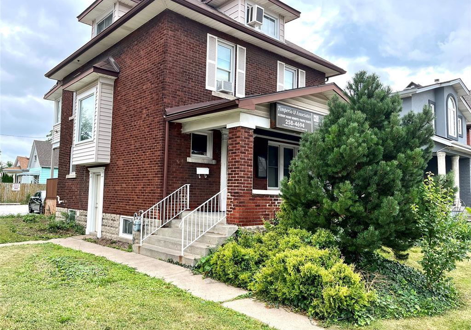 95-giles-boulevard-east-windsor-ontario-26006929