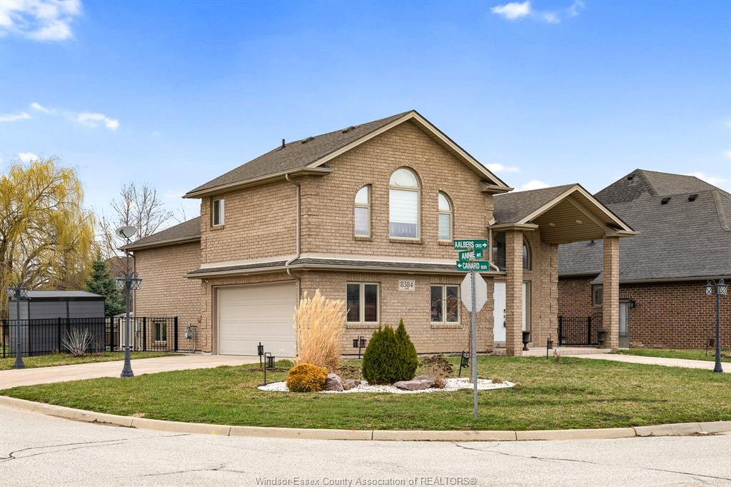 8384-annie-amherstburg-ontario-26006943