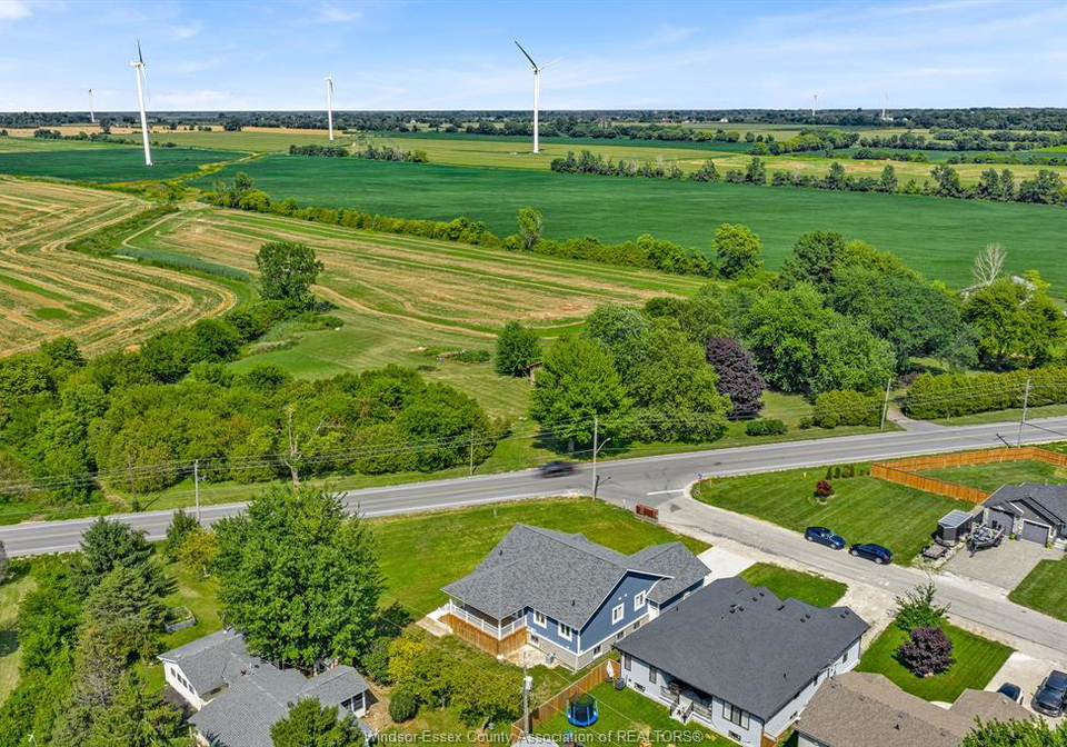 157-gloucester-drive-essex-ontario-26006950