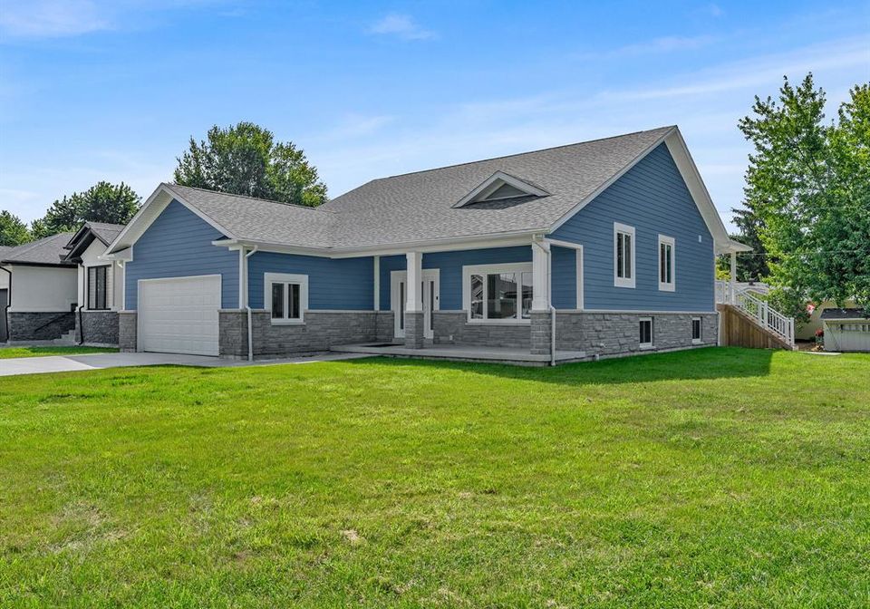 157-gloucester-drive-essex-ontario-26006950