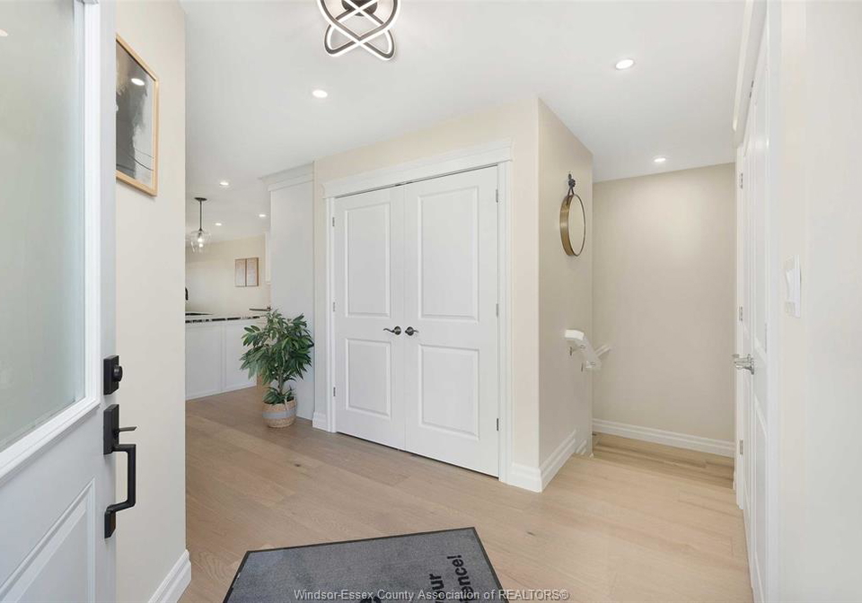 64-jewel-street-harrow-ontario-26006966