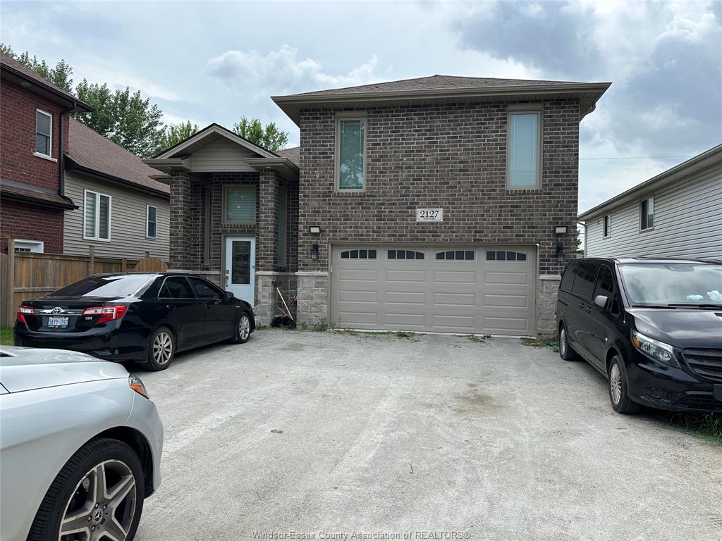 2127-dominion-boulevard-windsor-ontario-26006982