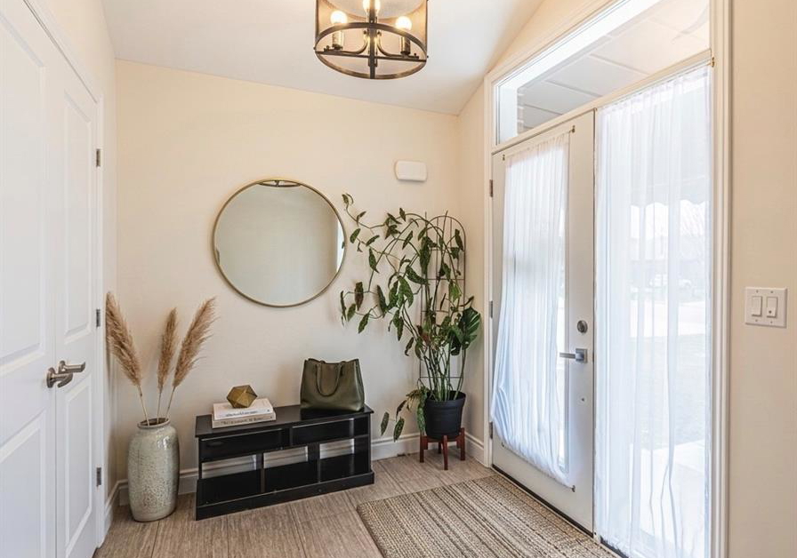2554-olive-windsor-ontario-26007011