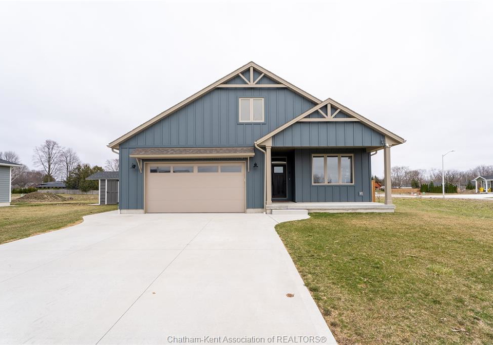 9-henson-street-dresden-ontario-26007037