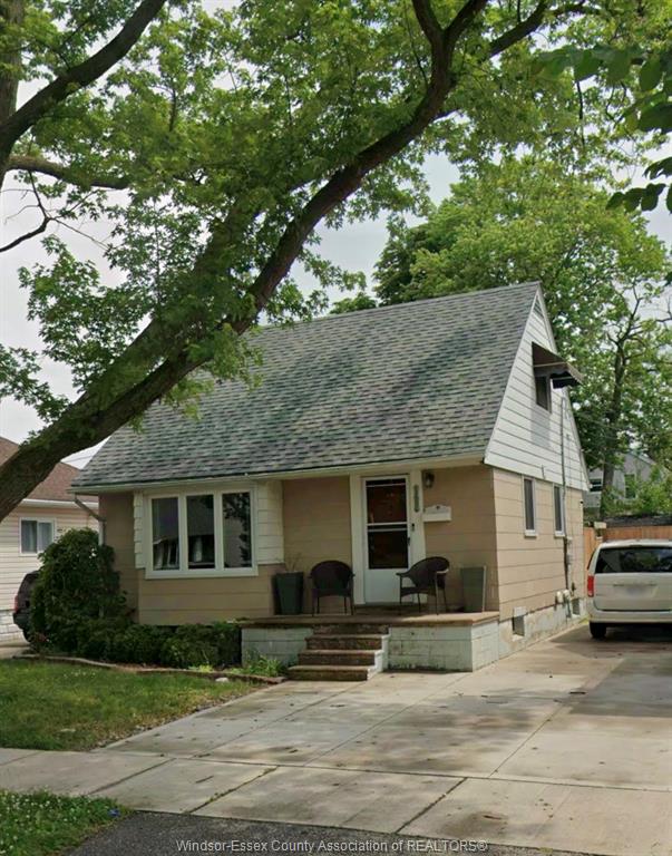 1484-francois-windsor-ontario-26007162