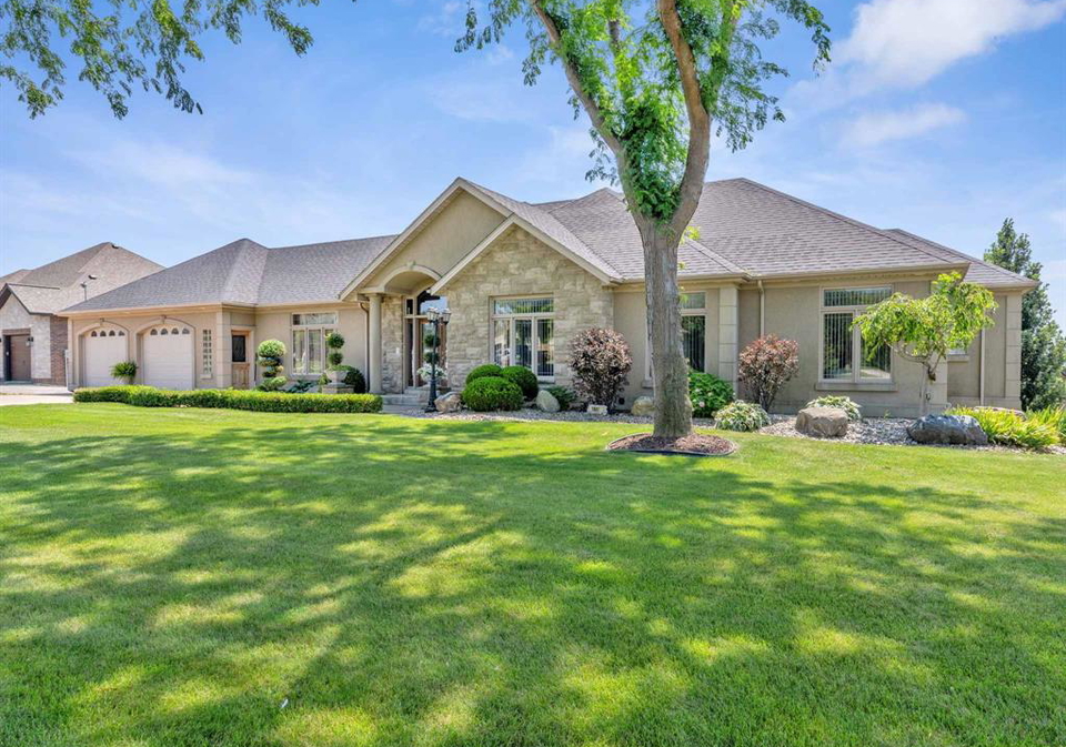 1841-talbot-road-west-kingsville-ontario-26007193