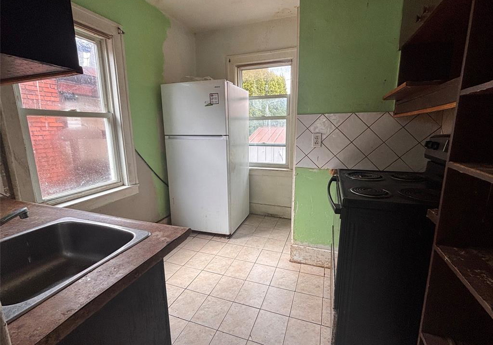 3278-edison-windsor-ontario-26007248