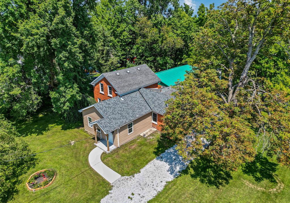 458-county-road-34-kingsville-ontario-26007265
