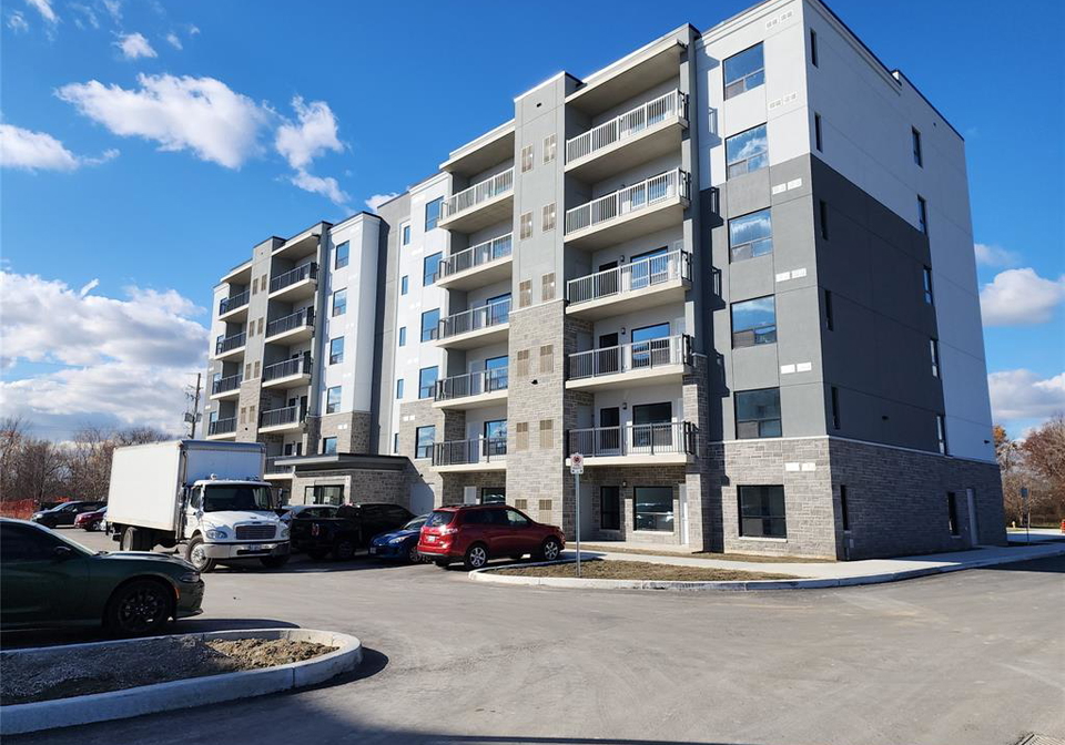 3290-stella-crescent-windsor-ontario-26007271