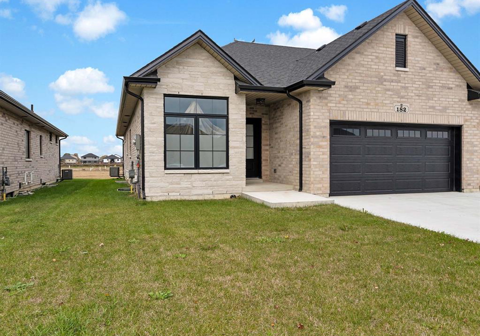 182-mclellan-amherstburg-ontario-26007274