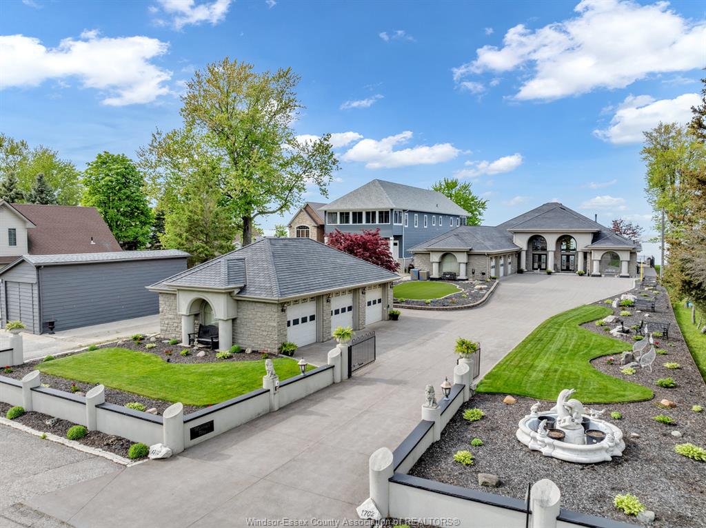 1702-caille-avenue-lakeshore-ontario-26007275