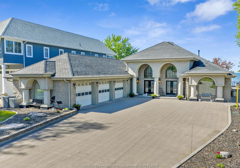 1702-caille-avenue-lakeshore-ontario-26007275
