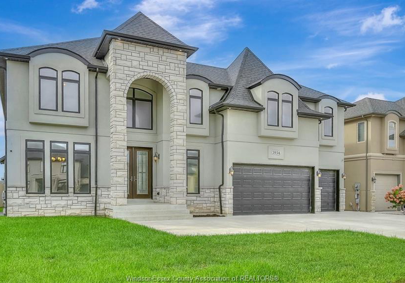 3934-lasalle-woods-boulevard-lasalle-ontario-26007294