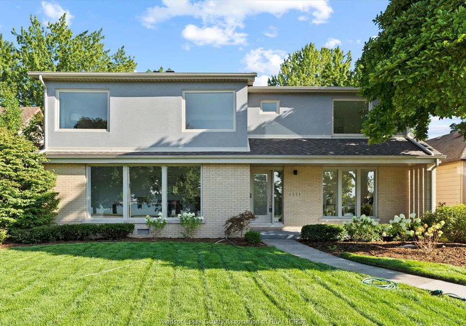 2371-riverside-drive-west-windsor-ontario-26007347