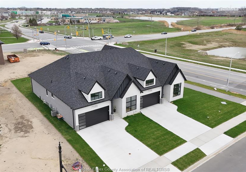 7578-silverleaf-lane-lasalle-ontario-26007376