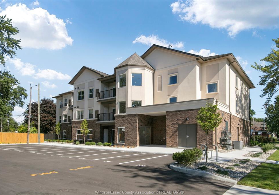 480-fairview-windsor-ontario-26007477