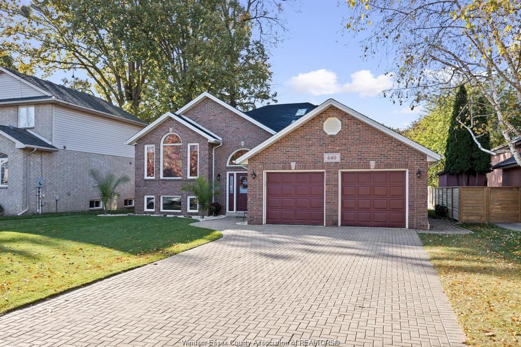 640-delaware-lasalle-ontario-26007532