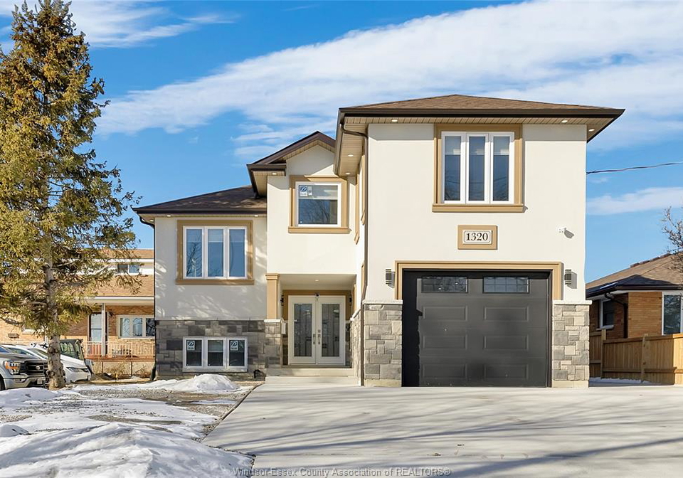 1320-grand-marais-road-east-windsor-ontario-26007549