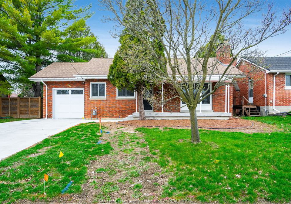 95-tweedsmuir-avenue-east-chatham-ontario-26007632