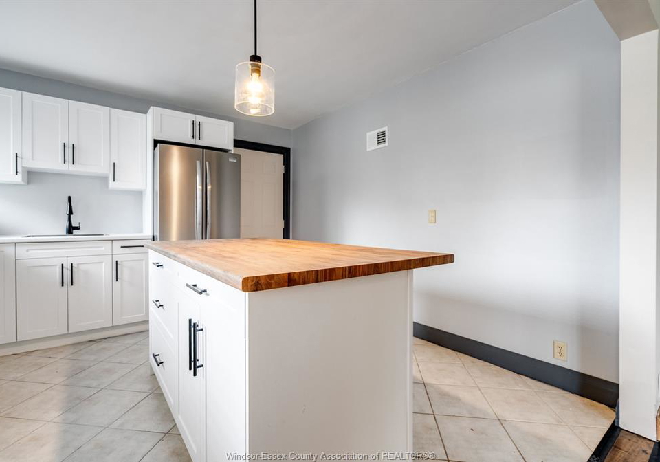 95-tweedsmuir-avenue-east-chatham-ontario-26007632